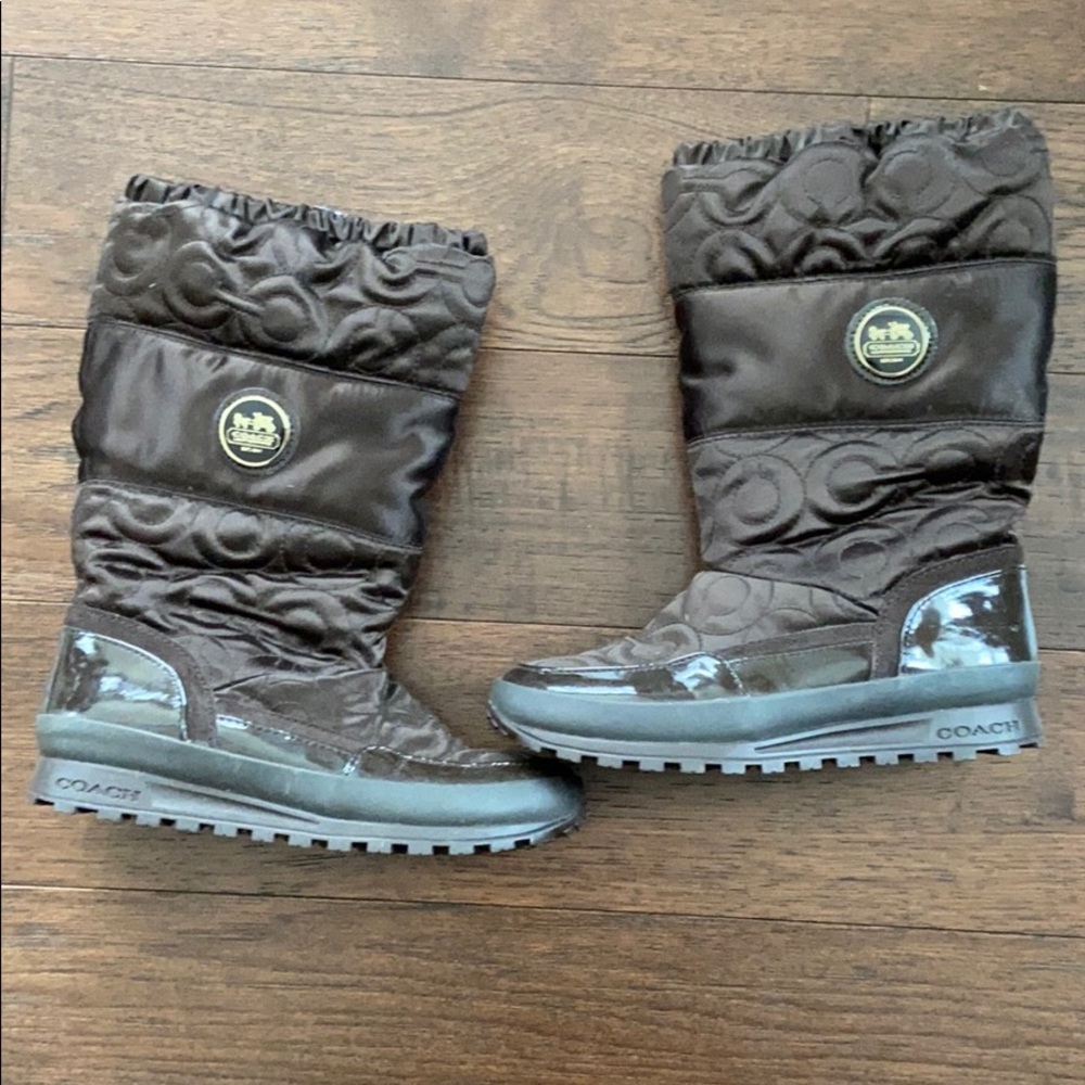Coach winter boots
